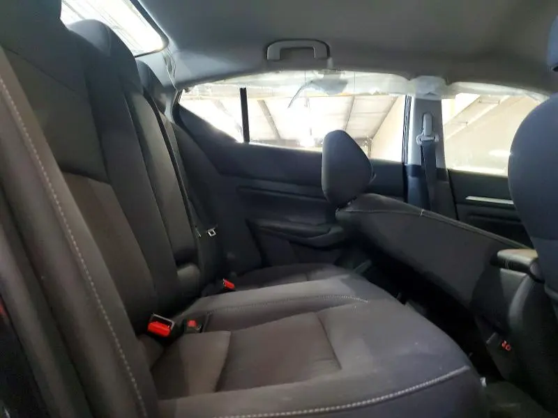 2022 NISSAN ALTIMA SV  