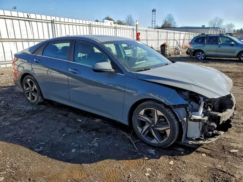 2021 HYUNDAI ELANTRA SEL  