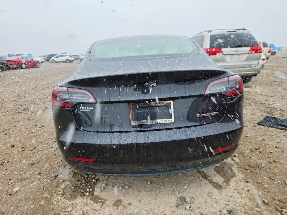 2018 TESLA MODEL 3   