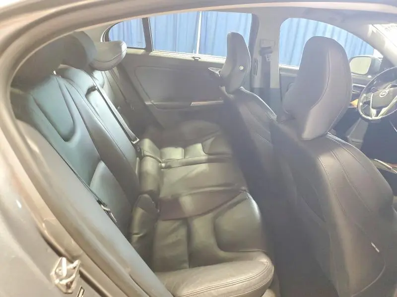 2016 VOLVO S60 PLATINUM  