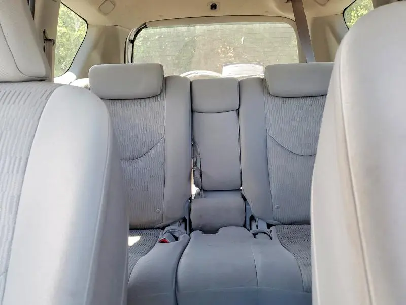 2010 TOYOTA RAV4 BASE  