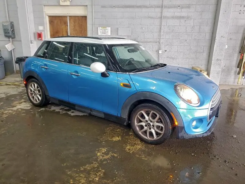 2015 MINI COOPER   
