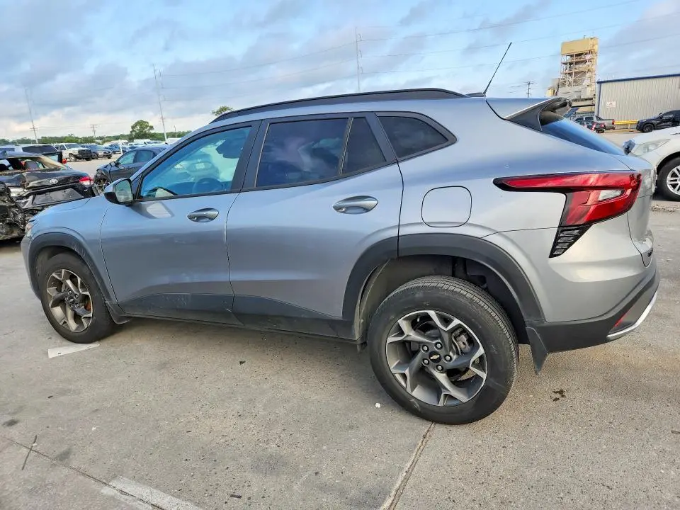 2025 CHEVROLET TRAX 1LT  