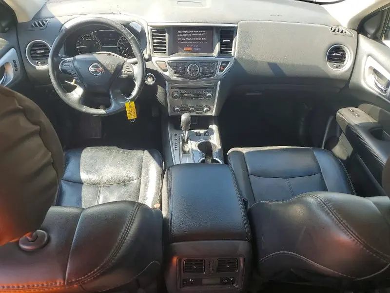 2019 NISSAN PATHFINDER SL  