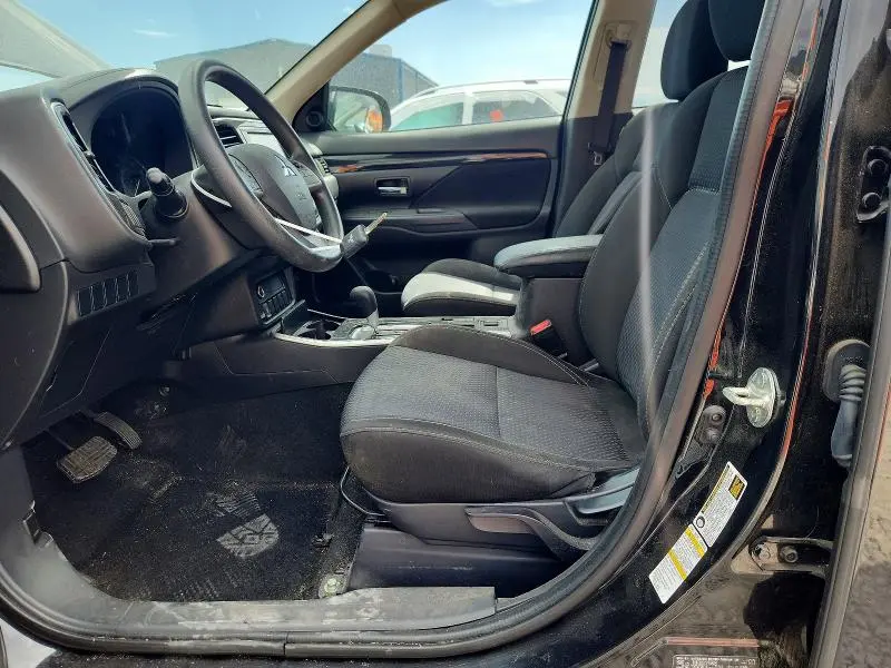 2019 MITSUBISHI OUTLANDER ES  