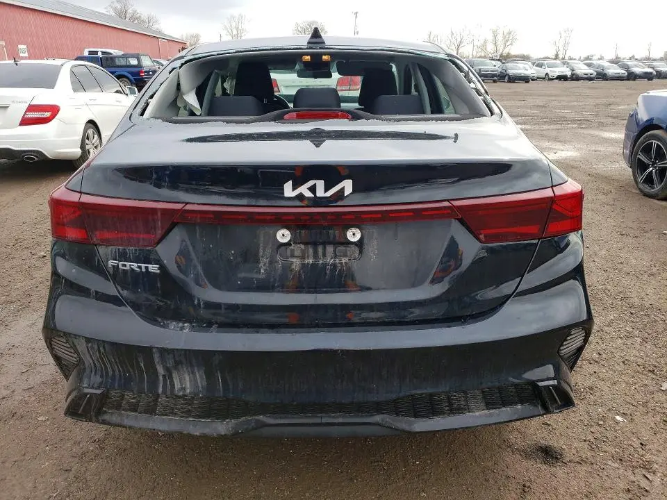 2022 KIA FORTE GT LINE  