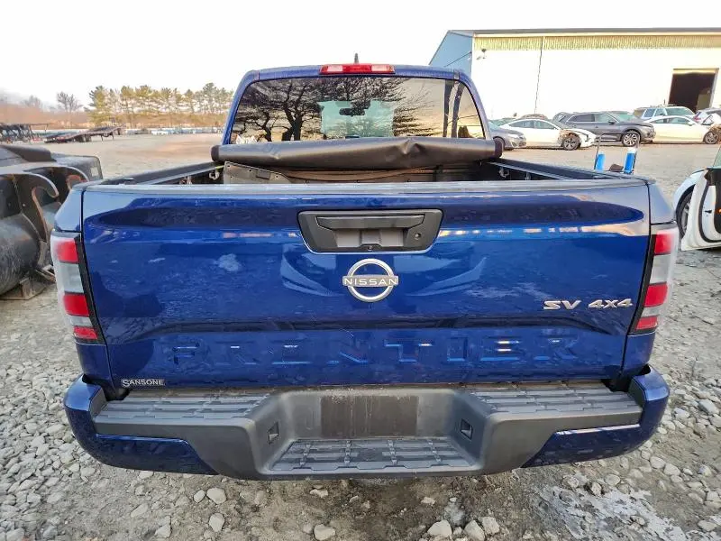 2022 NISSAN FRONTIER S  