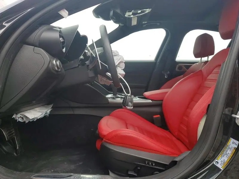 2026 ALFA ROMEO GIULIA SPRINT  
