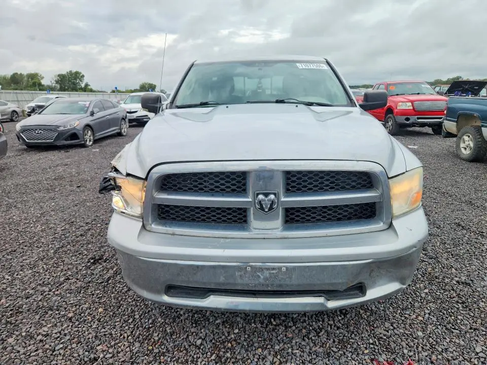 2012 DODGE RAM 1500 SLT  