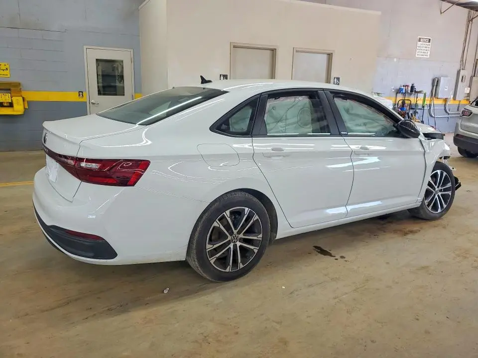 2025 VOLKSWAGEN JETTA SPORT  