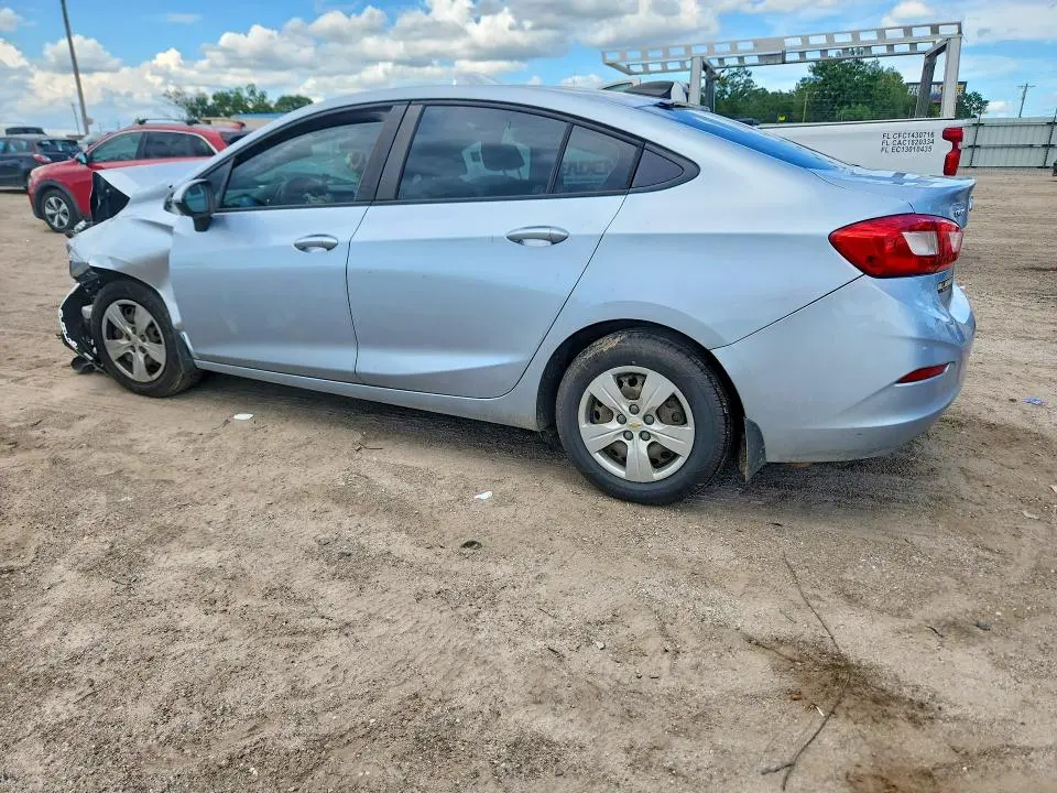 2017 CHEVROLET CRUZE LS  