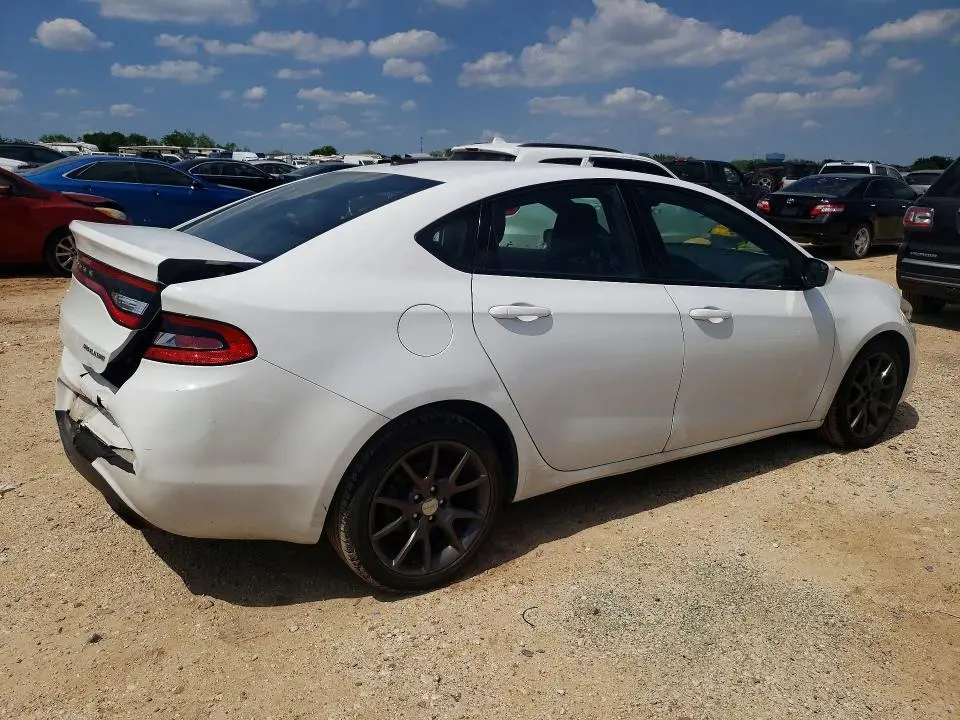 2015 DODGE DART SXT  