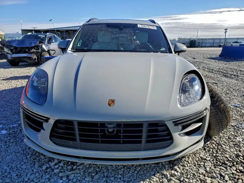 2021 PORSCHE MACAN TURBO  