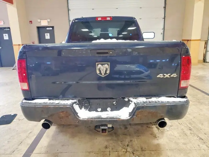 2014 RAM 1500 ST  