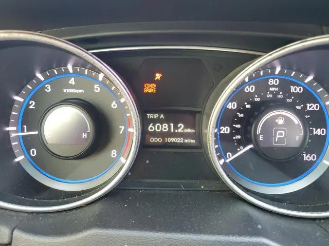 2011 HYUNDAI SONATA GLS  