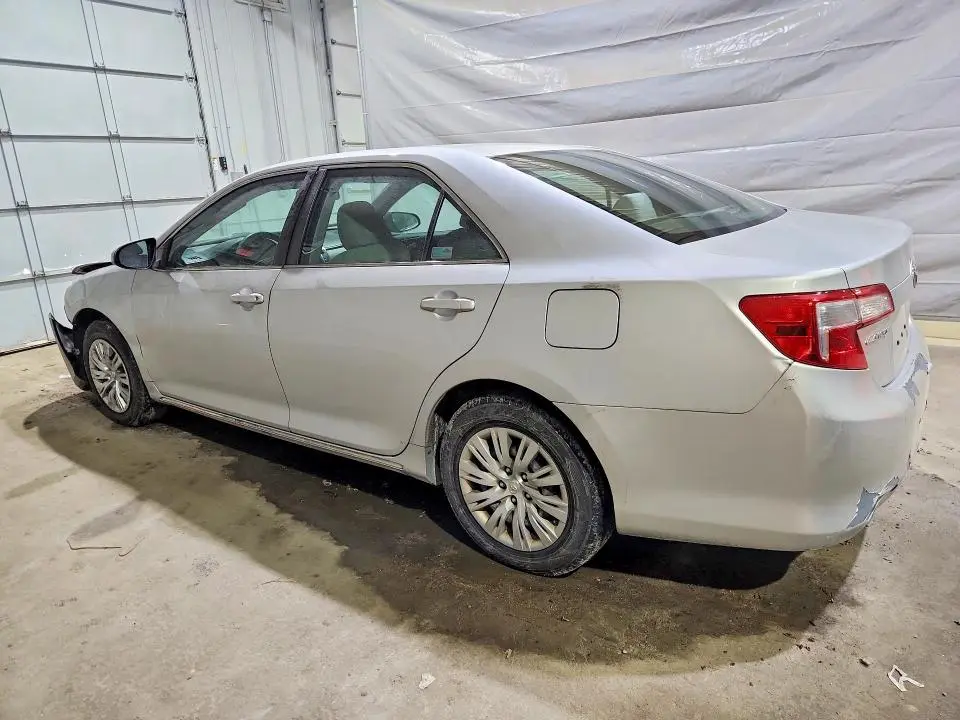 2012 TOYOTA CAMRY LE  