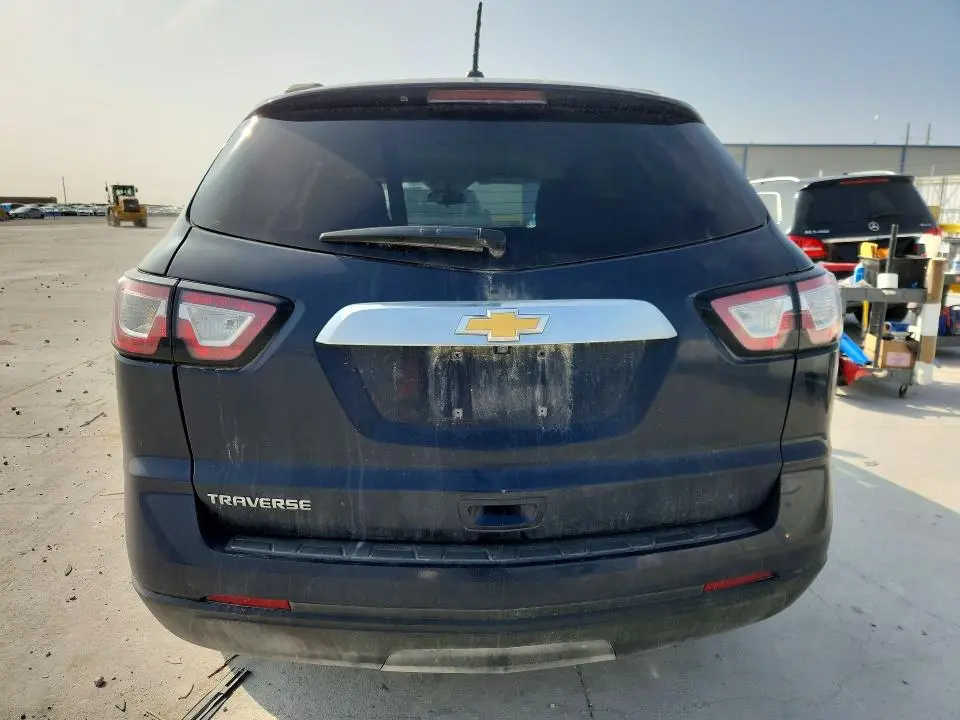 2017 CHEVROLET TRAVERSE LS  