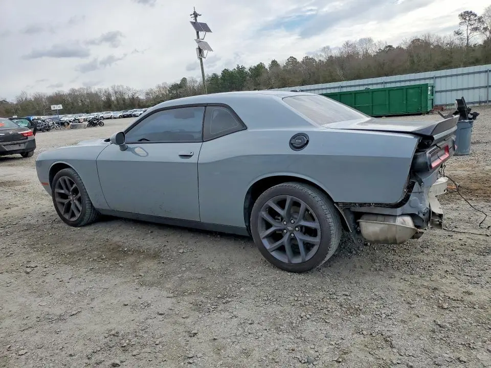 2021 DODGE CHALLENGER SXT  