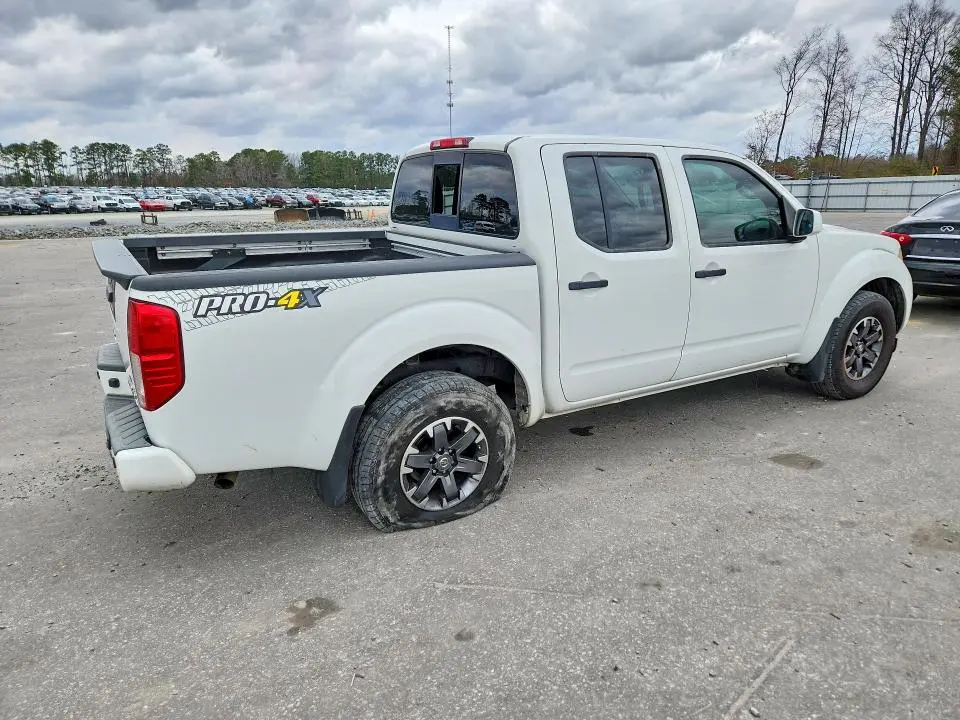 2019 NISSAN FRONTIER S  