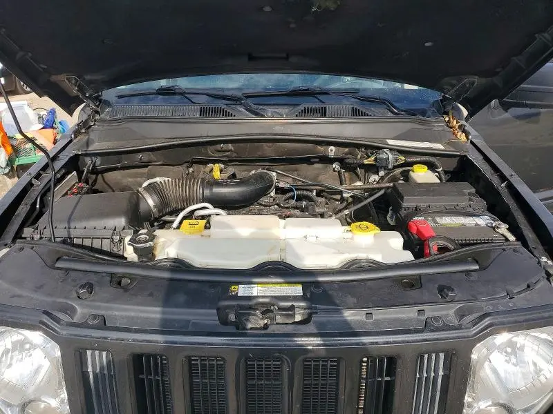 2011 JEEP LIBERTY SPORT  