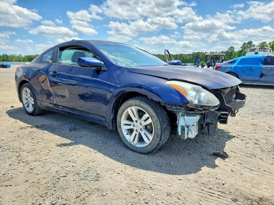 2010 NISSAN ALTIMA S  