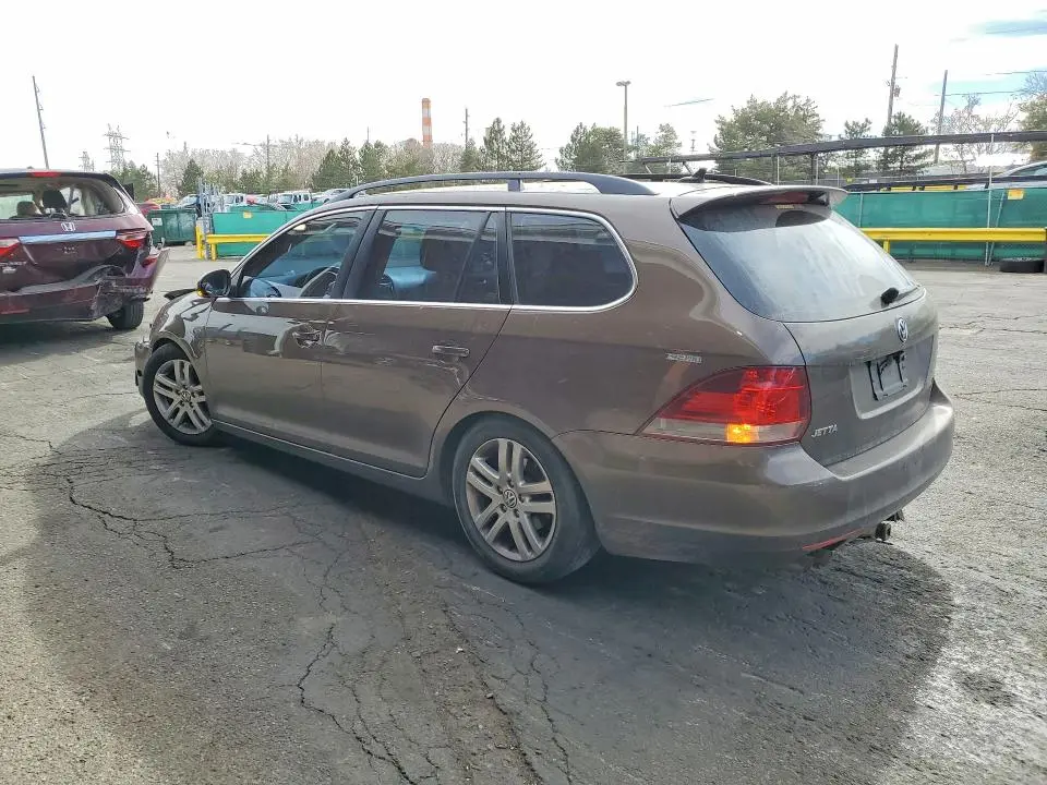 2011 VOLKSWAGEN JETTA TDI  