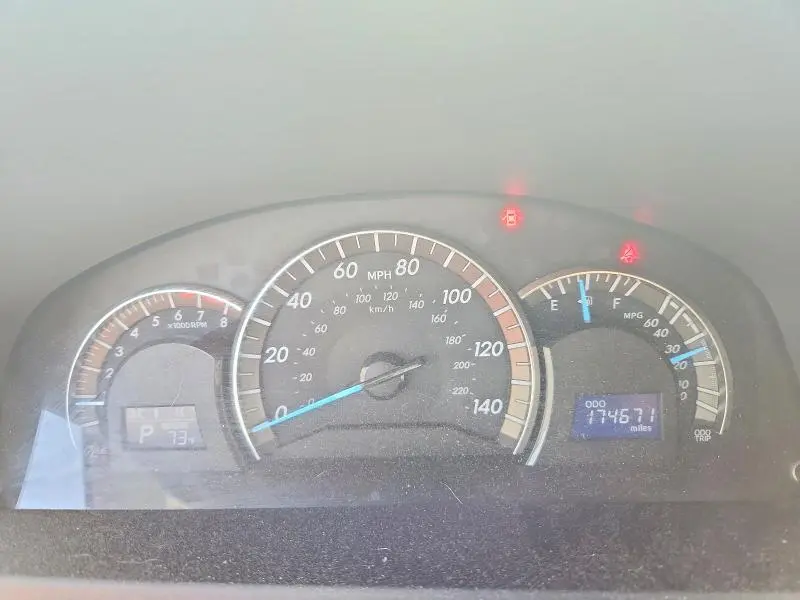 2012 TOYOTA CAMRY SE  