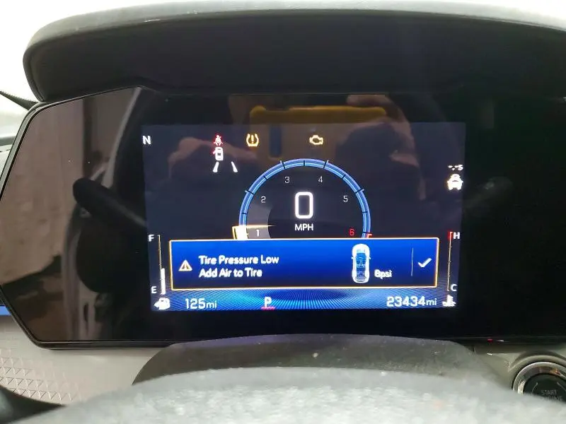 2025 CHEVROLET TRAX 1LT  