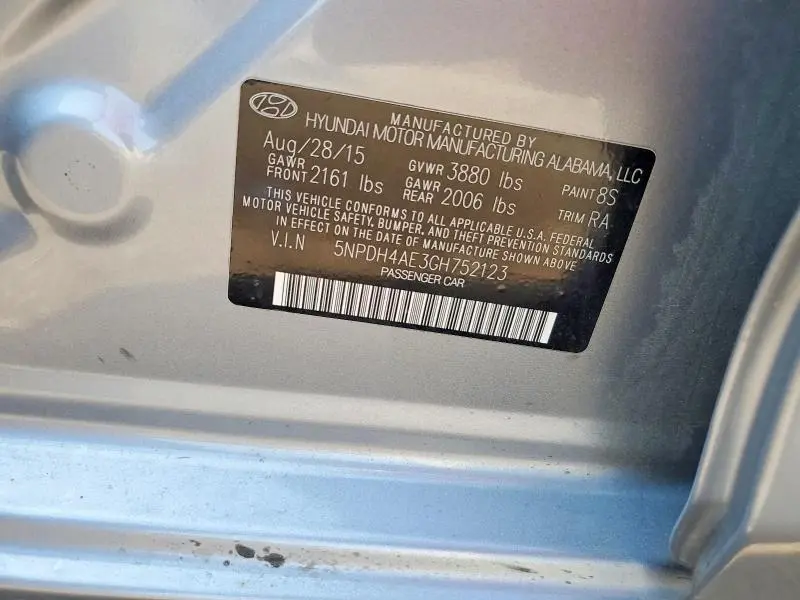 2016 HYUNDAI ELANTRA SE  