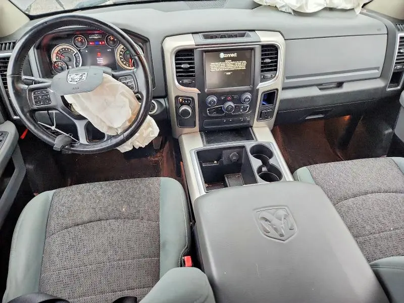 2014 RAM 1500 SLT  