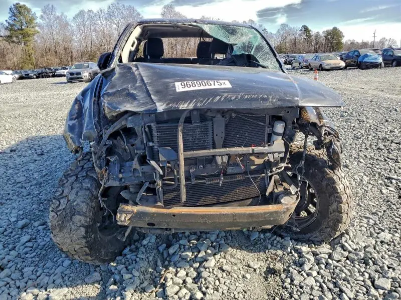 2012 NISSAN FRONTIER S  