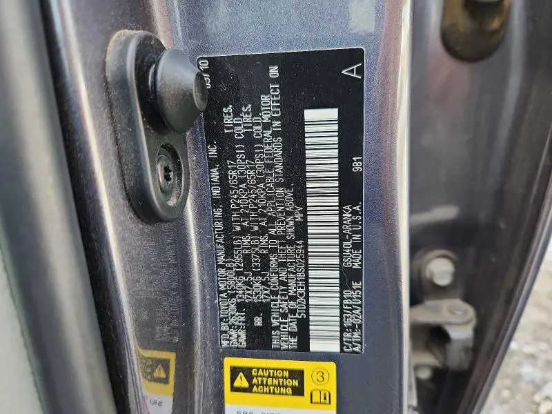 2011 TOYOTA HIGHLANDER BASE  