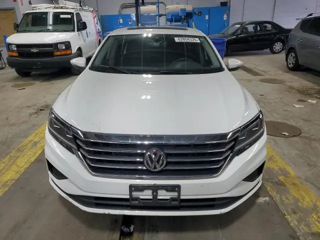 2021 VOLKSWAGEN PASSAT SE  
