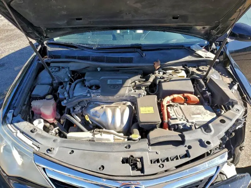 2012 TOYOTA CAMRY HYBRID  