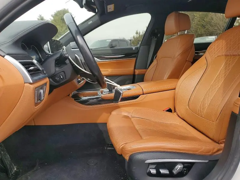2017 BMW 750 XI  