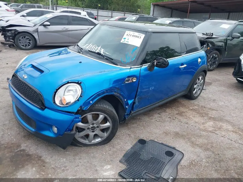 2010 MINI COOPER S  