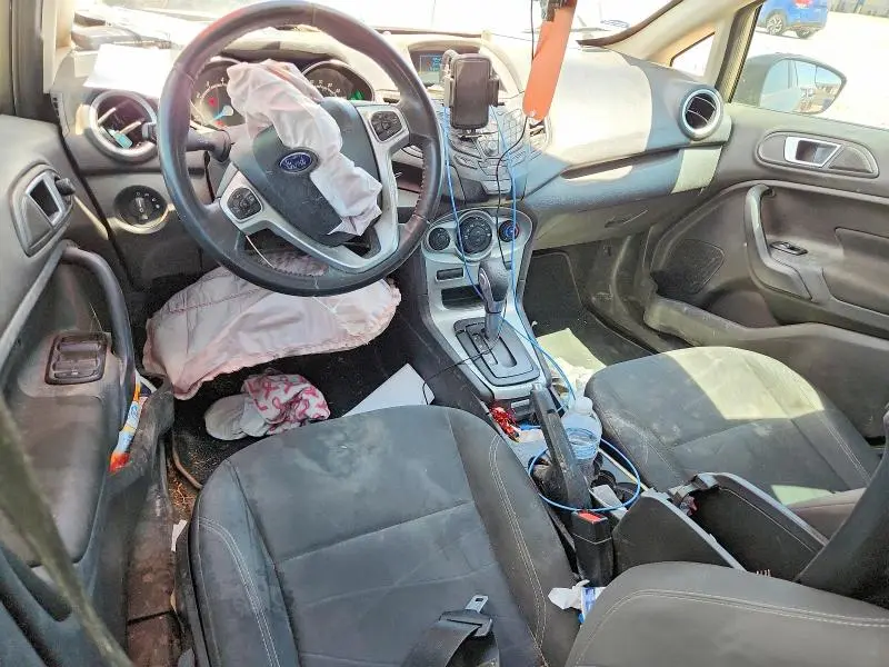 2016 FORD FIESTA SE  