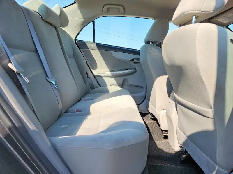 2011 TOYOTA COROLLA LE  