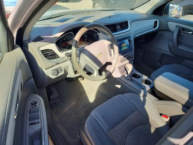 2016 CHEVROLET TRAVERSE LS  
