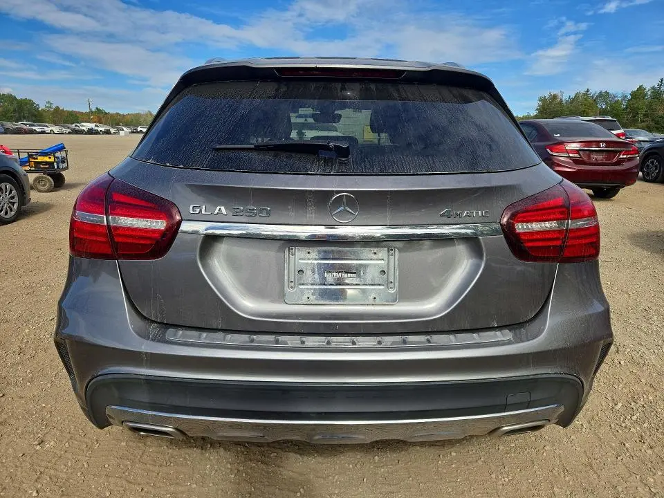2018 MERCEDES-BENZ GLA 250 4MATIC  
