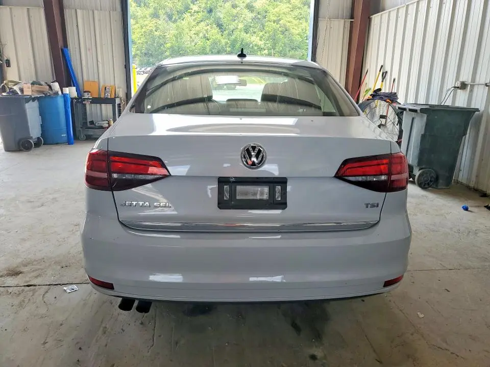 2017 VOLKSWAGEN JETTA SEL  