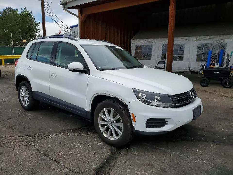 2017 VOLKSWAGEN TIGUAN S  