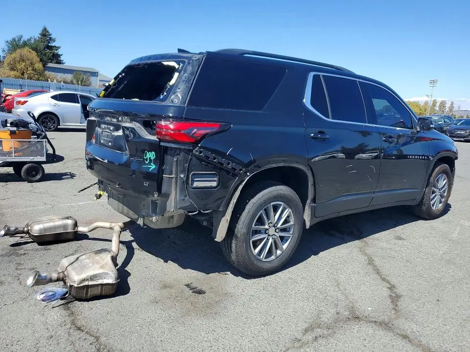 2023 CHEVROLET TRAVERSE LT  