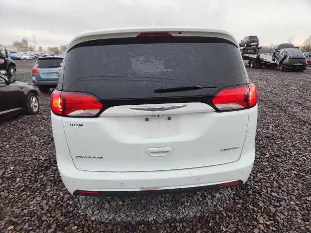 2019 CHRYSLER PACIFICA LIMITED  