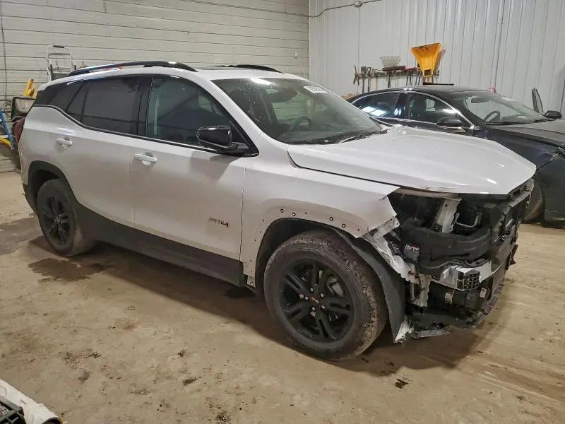 2024 GMC TERRAIN AT4  