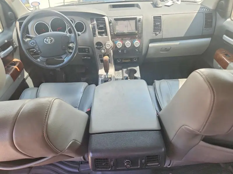 2012 TOYOTA TUNDRA CREWMAX LIMITED  