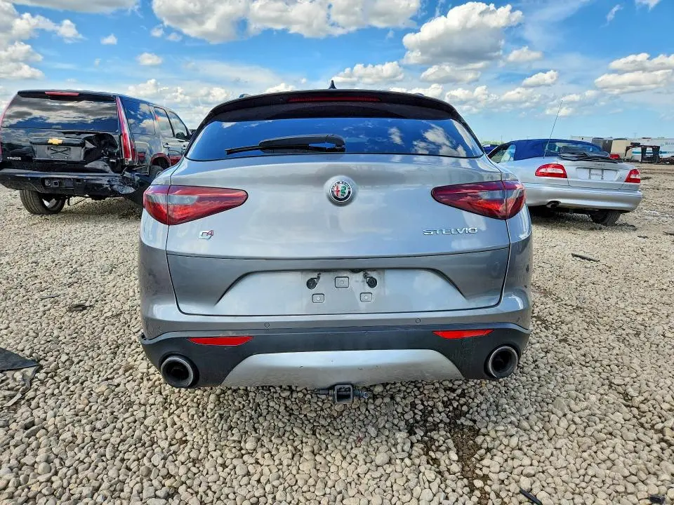 2018 ALFA ROMEO STELVIO TI SPORT  