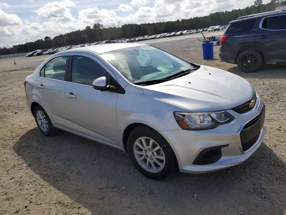 2018 CHEVROLET SONIC LT  