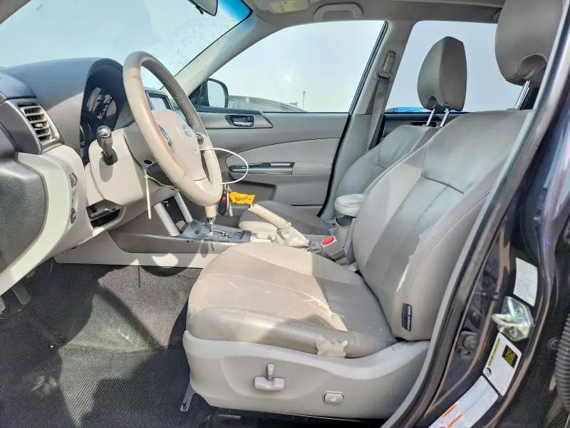 2011 SUBARU FORESTER TOURING  