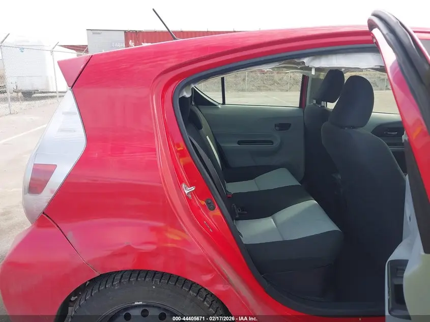 2013 TOYOTA PRIUS C THREE